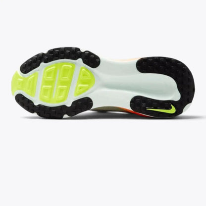 Nike Vomero 18 Barely Green Hyper Crimson